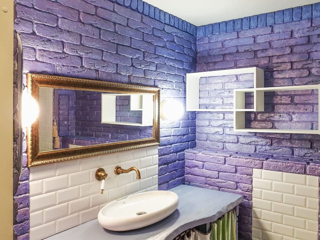 10 Bathroom Remodel Ideas on a Budget That Look Expensive Neutral bathroom color palette with white and beige modern design